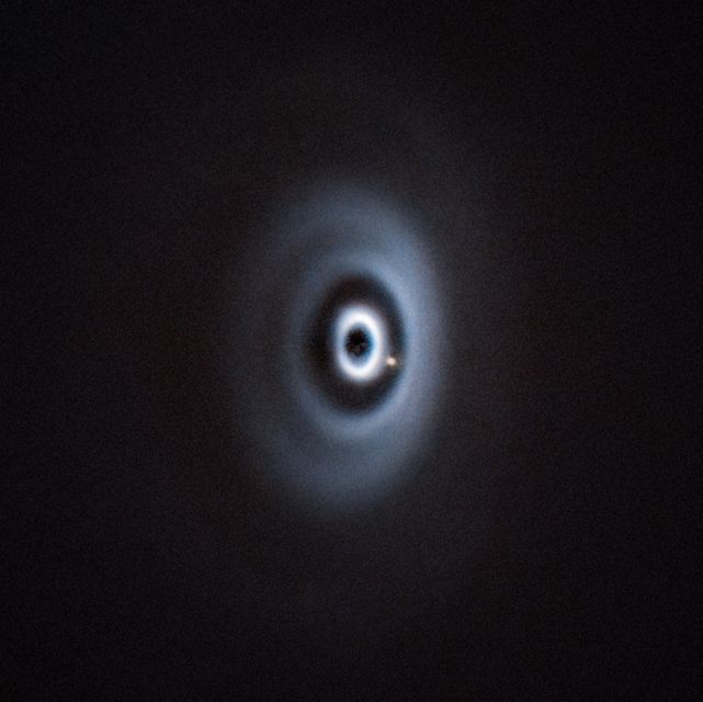 This image of WISPIT 2b taken with ESO’s Very Large Telescope is the first clear detection of a baby planet in a disc with multiple rings. Photo: ESO